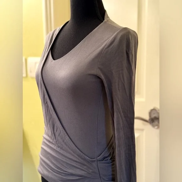 AllSaints Women's Dark Green V-Neck Long Sleeve Pullover Faux Wrap Top Size 4 - Picture 2 of 5